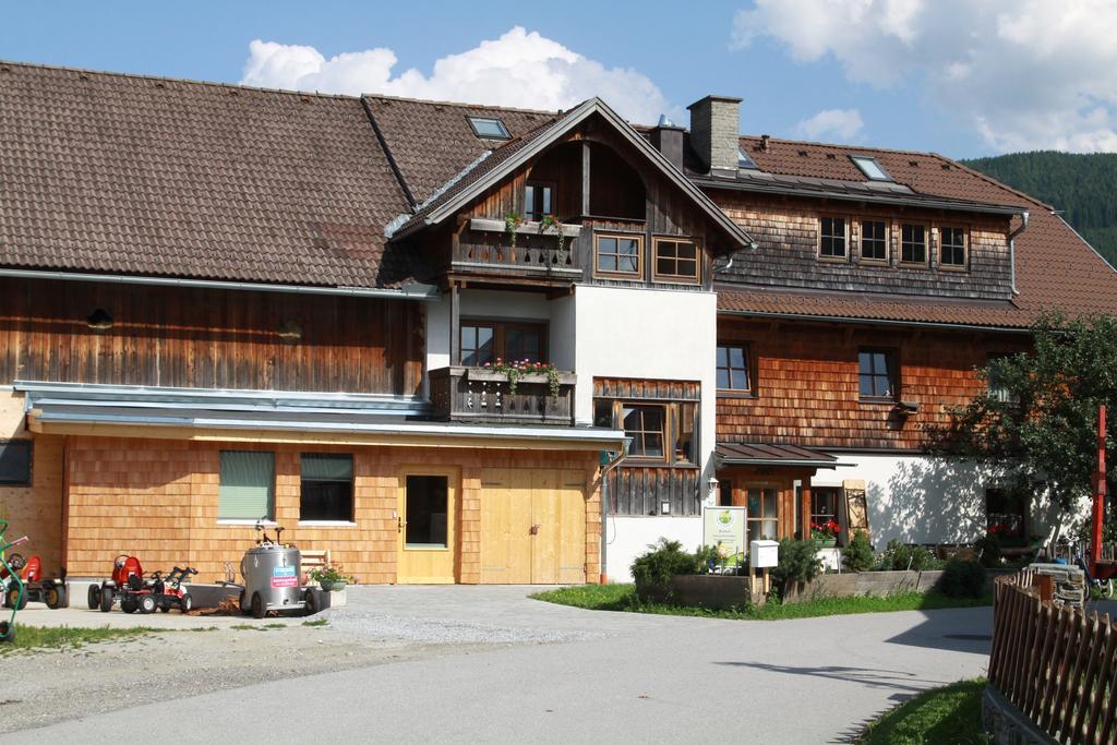 Biohof Sauschneider Apartman Sankt Margarethen im Lungau Kültér fotó