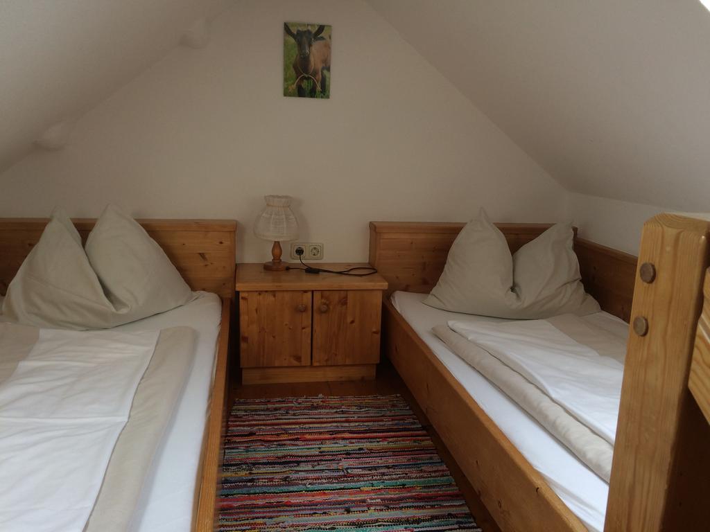 Biohof Sauschneider Apartman Sankt Margarethen im Lungau Kültér fotó
